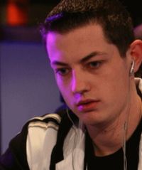 Tom Dwan sta dominando il challenge contro Patrik Antonius